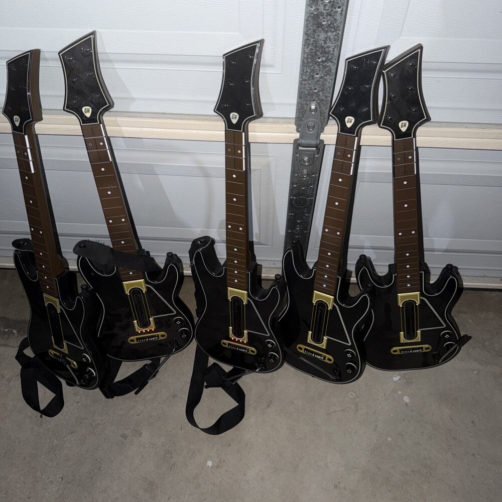 Lot of 5 Activision Guitar Hero Power Wireless Guitar Xbox 360/PS3 3 With Straps